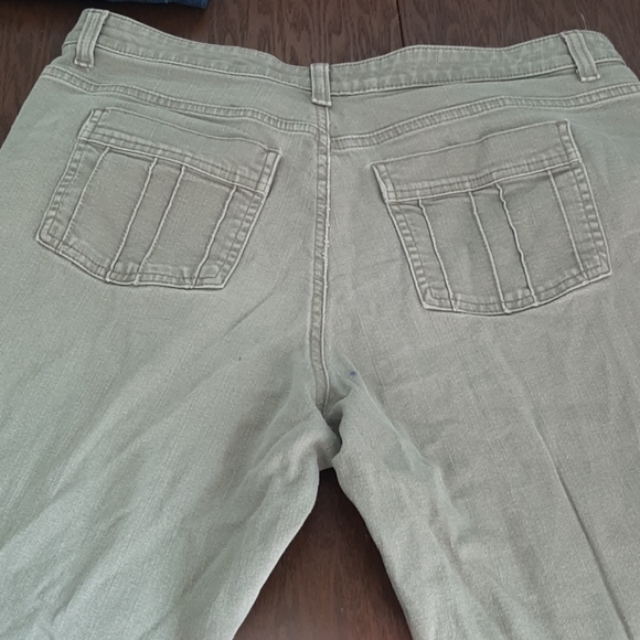 Jeans - Picture 2 of 2